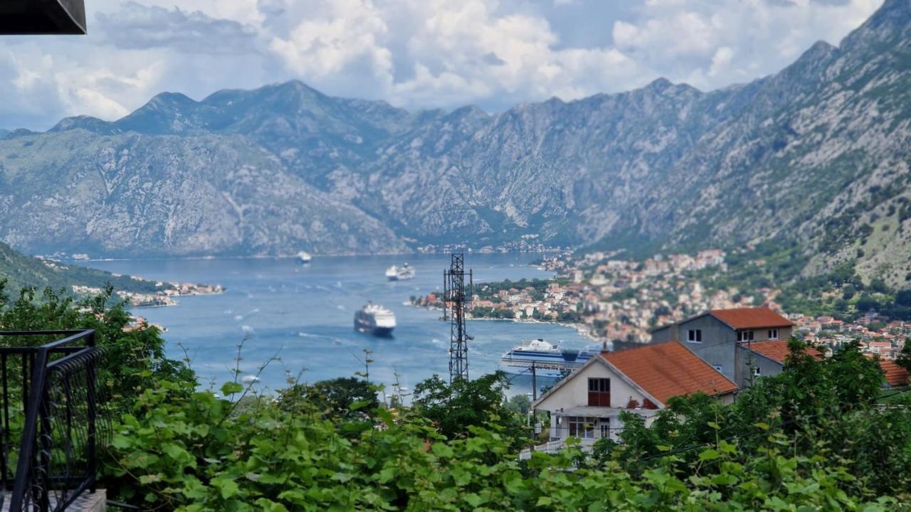 Ferienwohnung Anastasija Kotor Exterior foto